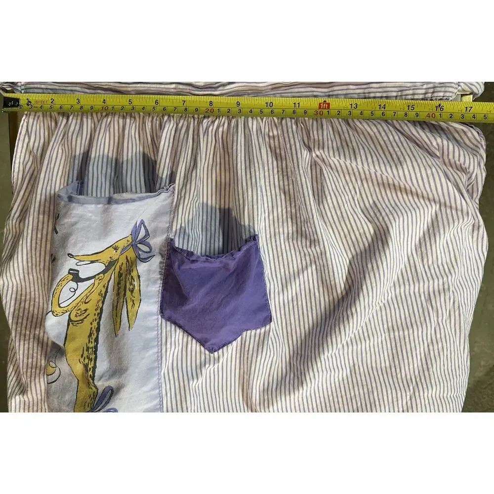 Vintage Novelty Half Apron with 2 pockets 2 tie strings 1950s 1960s handcrafted